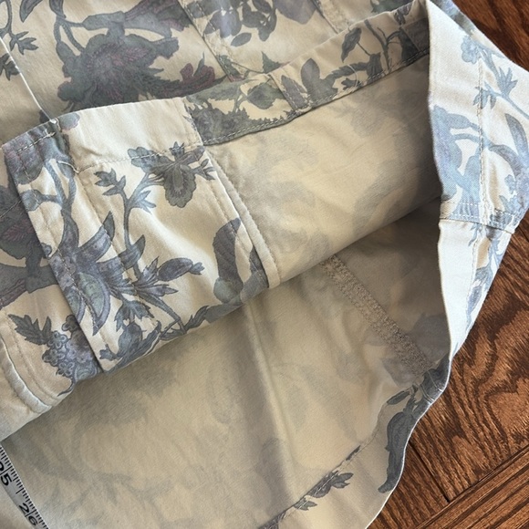 Chico's Floral feminine utility twill Jacket denim style light khaki purple Lrg - Picture 16 of 17